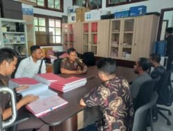 Ditpolairud Polda Maluku Utara Serahkan 2 Tersangka Kasus Bom Ikan ke JPU