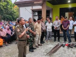 Personel Gabungan TNI–Polri Amankan Senjata Rakitan Dan Senjata Tajam di Konflik Patani Barat