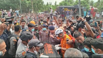 Pangdam Pattimura Tinjau Evakuasi Korban Erupsi Gunung Dukono‎‎
