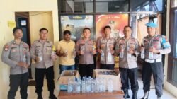 ‎Polsek Bacan Timur Sita 60 Botol Cap Tikus dari Dua Rumah Warga di Desa Babang‎‎‎‎