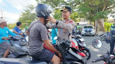 Polres Halteng Bagikan Ratusan Helm, Dorong Kesadaran Keselamatan Berkendara