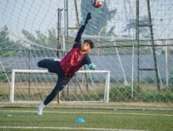 Kiper Asal Ternate Erlangga Dwi Putra Berseragam Persija U-20 Siap Tampil di Korea Selatan