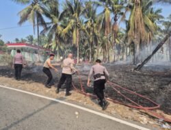 Lahan Terbakar Dekat SPBU Gotalamo, Polisi Gerak Cepat Padamkan Api